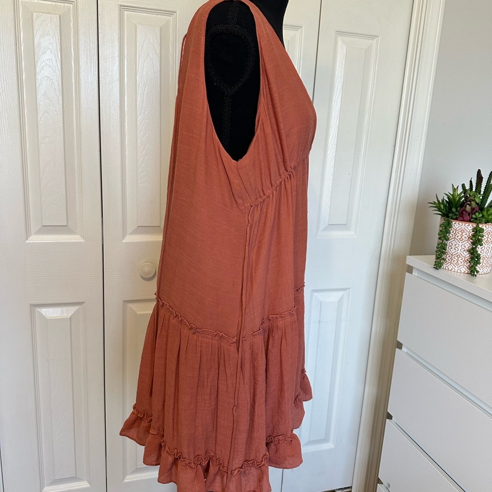 Babydoll Tiered Mini Dress Rust large - Picture 4 of 11